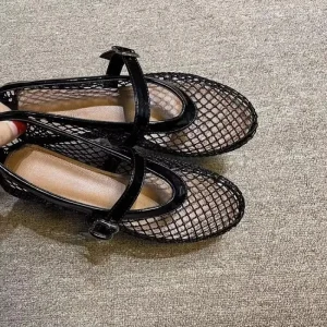 Summer Mesh Hollow Comfort Flats For Women Beach Sandals 2025