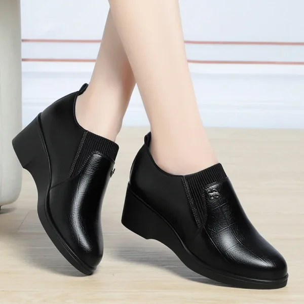 4.5cm Soft Leather Comfortable Platform Wedges Loafers Office Work Shoes - Image 8