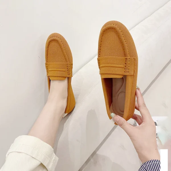 Women's Flat Shoes Soft Sole Anti-Slip Casual Bean Large Size 2025 - Image 7