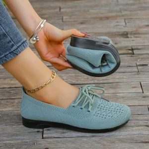 Women's Knit Flat Shoes Breathable Hollow Soft Comfortable Walking Shoes