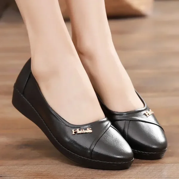 Women Slip On Lightweight Anti Skid Casual Beach Flat Loafers - Image 17